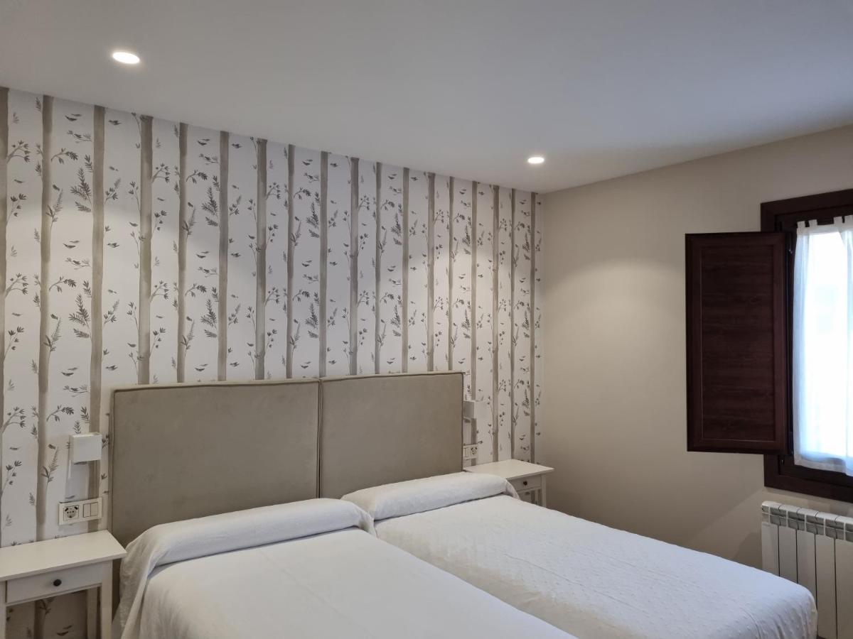 La Quintana De Figares Apartman Luarca Kültér fotó
